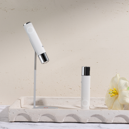 O Nail Mini Lamp w/ Magnetic Stand